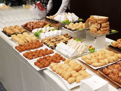 Quanto cibo serve per un buffet aziendale?