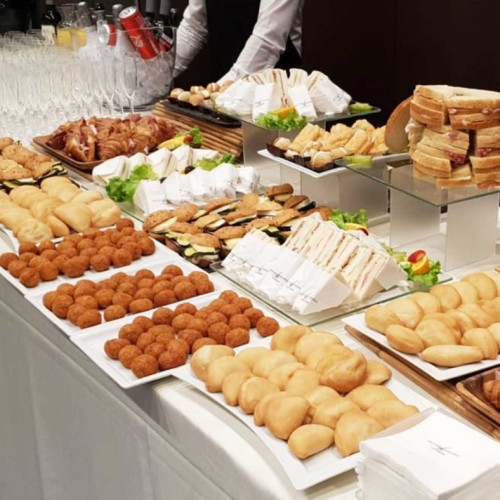 Quanto cibo serve per un buffet aziendale?